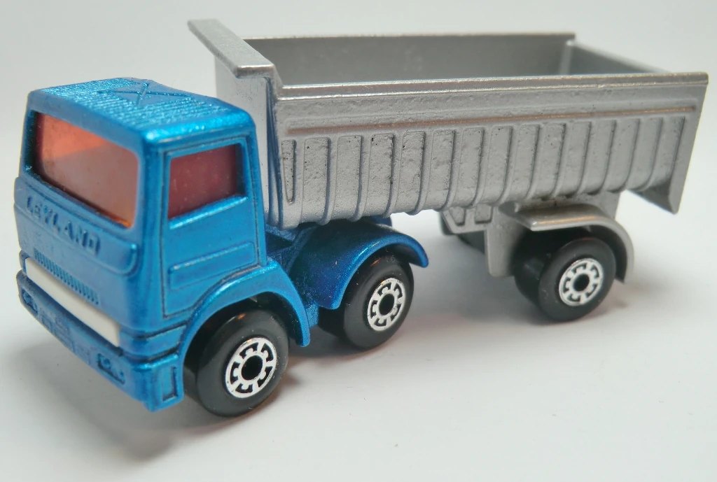 Hot Wheels Leyland Articulated Truck
