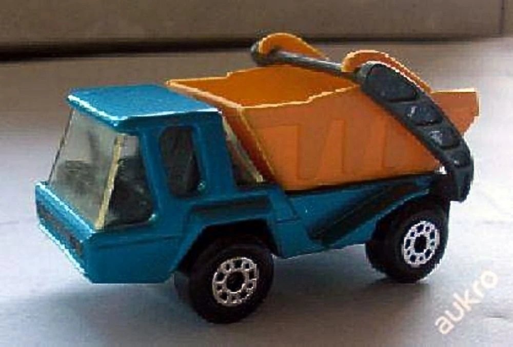 Hot Wheels Skip Truck