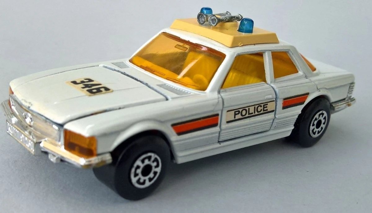 Hot Wheels Mercedes Police Car