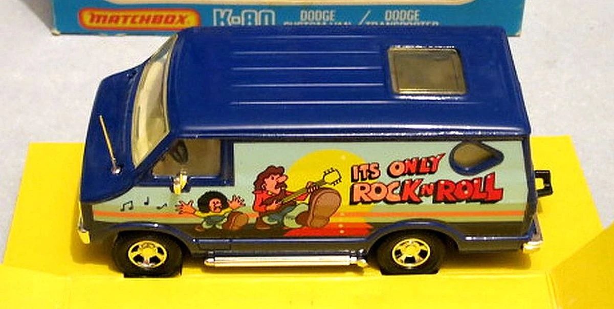 Hot Wheels Dodge Custom Van