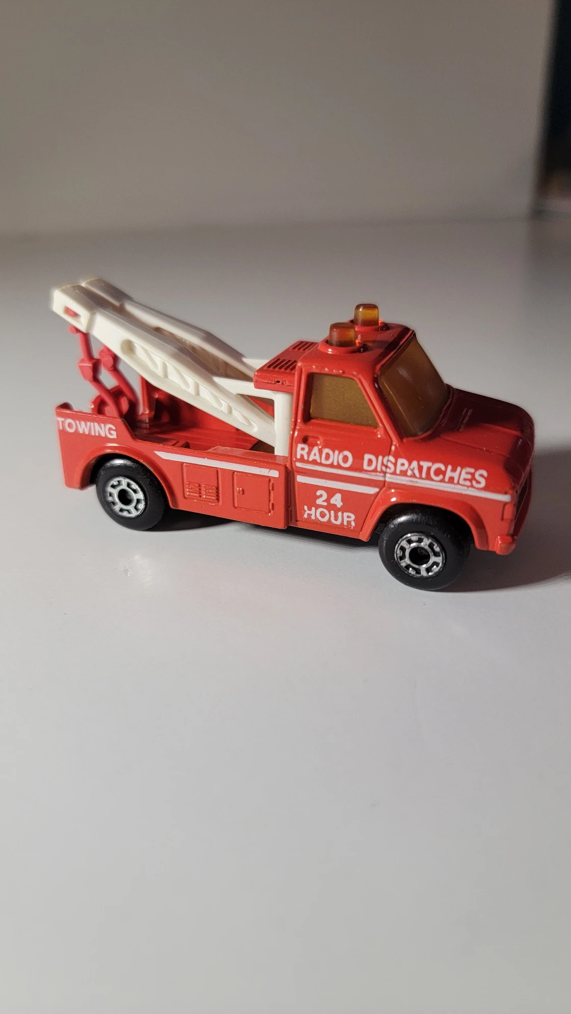 1980 Wreck Truck Red: No Package: Image 2