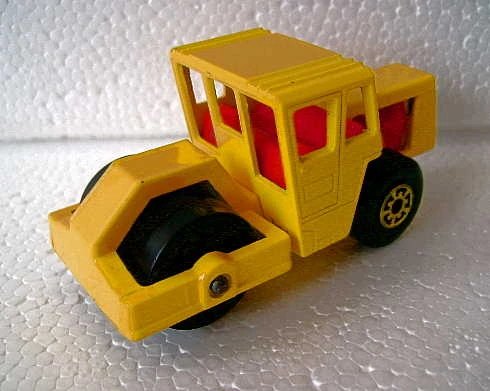 Hot Wheels Bomag Road Roller