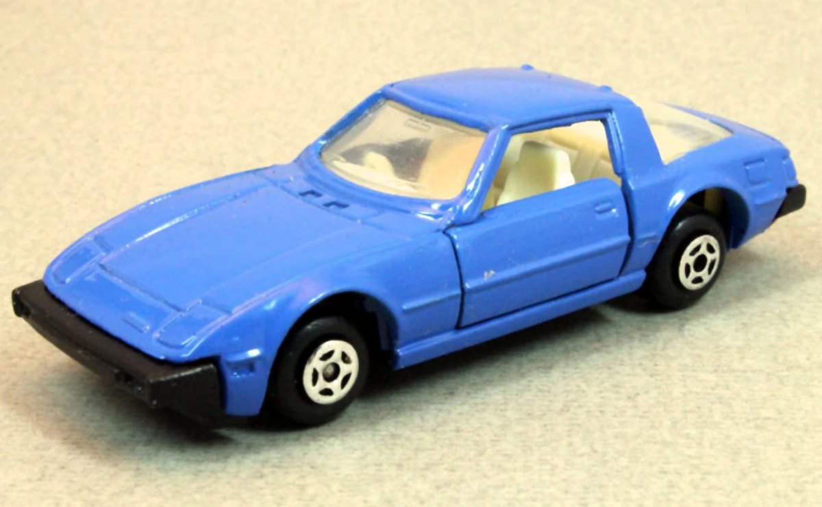Hot Wheels Savanna RX-7 / Mazda RX 7