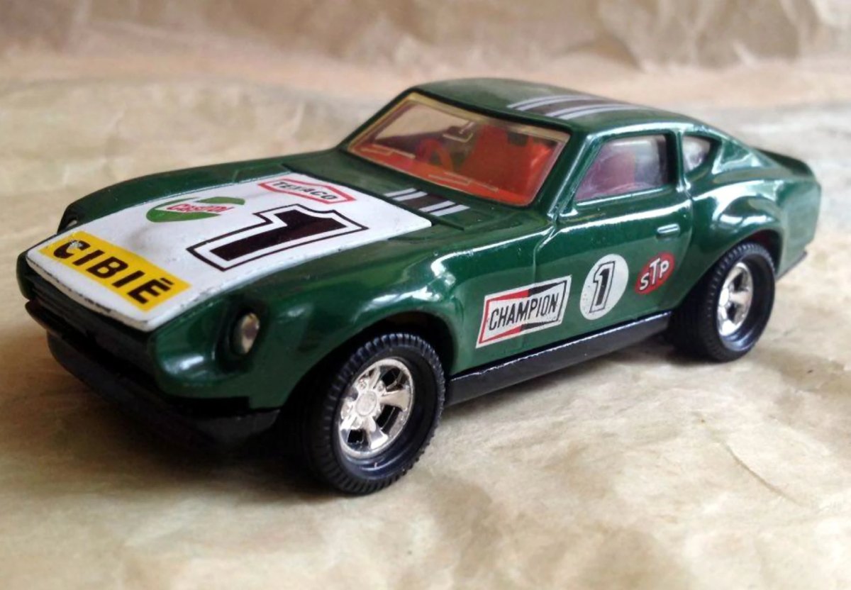 Hot Wheels Datsun 240 Z Rally Car