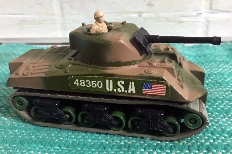 Hot Wheels Sherman Tank