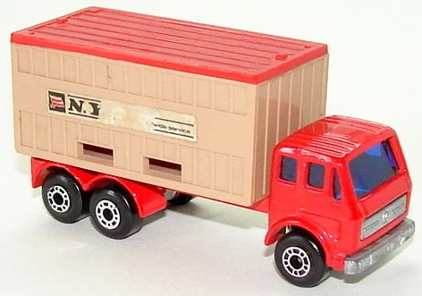 Hot Wheels Mercedes-Benz Container Truck