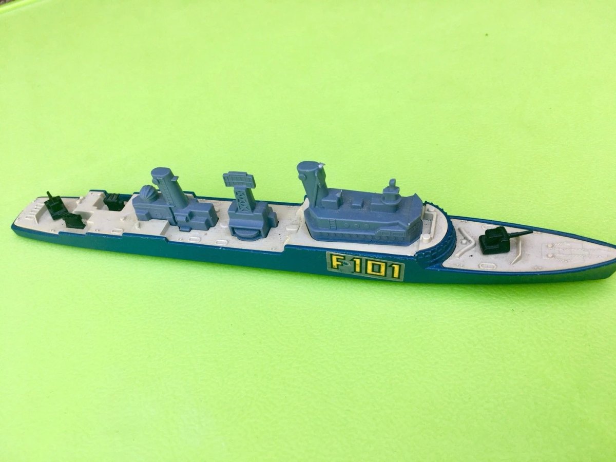 Hot Wheels Subchaser