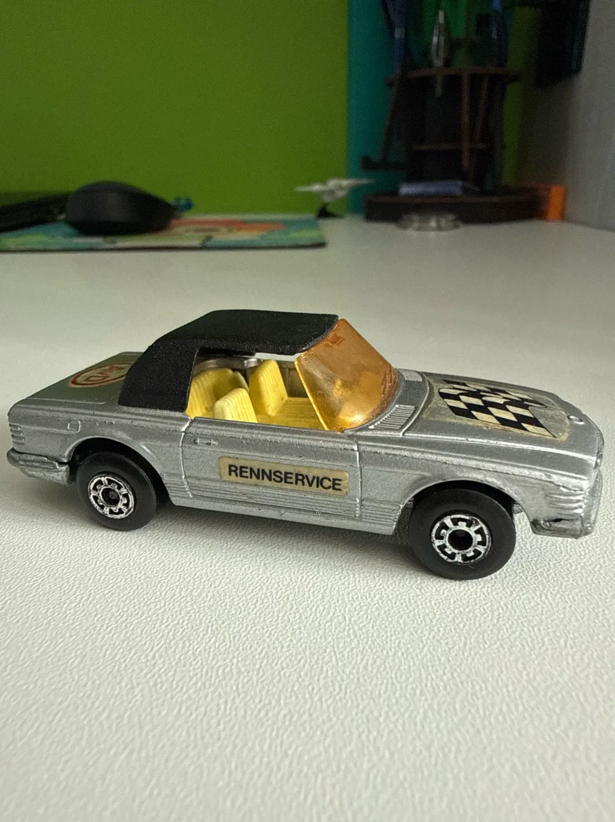 1977 Mercedes 350SL Silver: No Package: Image 2