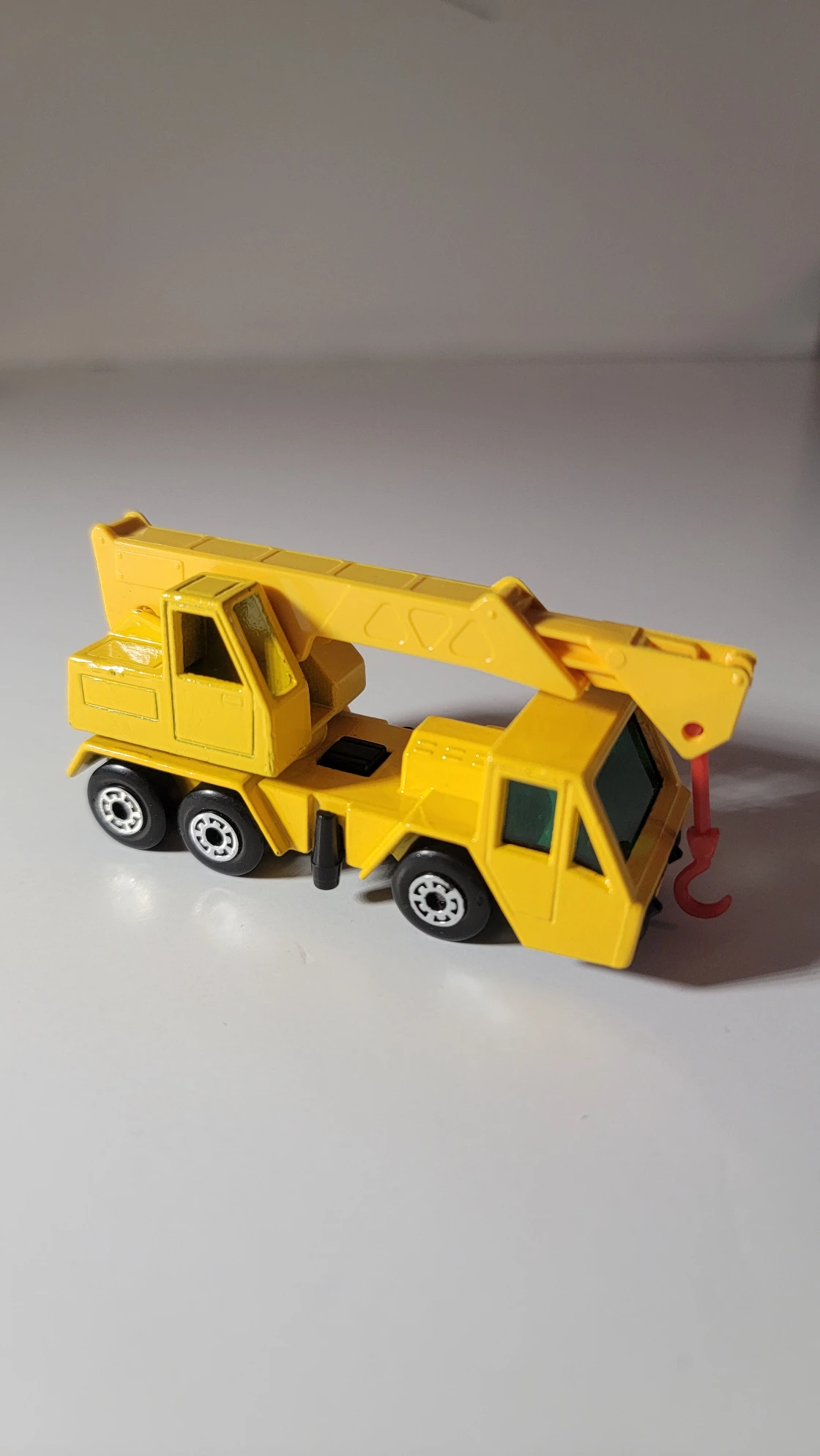 1977 Crane Truck Yellow: No Package: Image 3