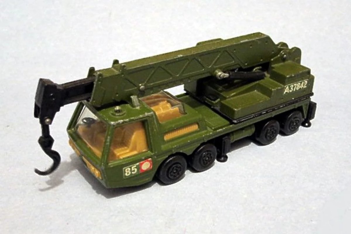 Hot Wheels Military Crane Truck