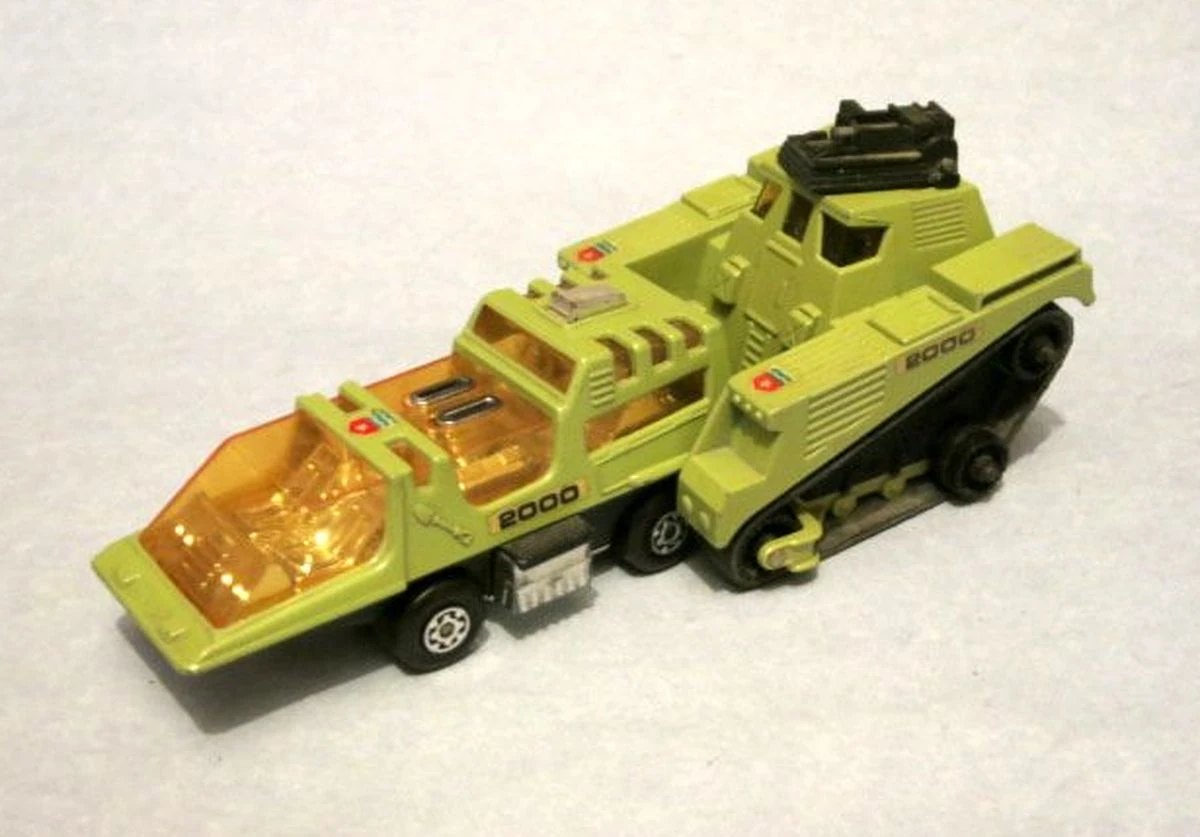 Hot Wheels Raider Command