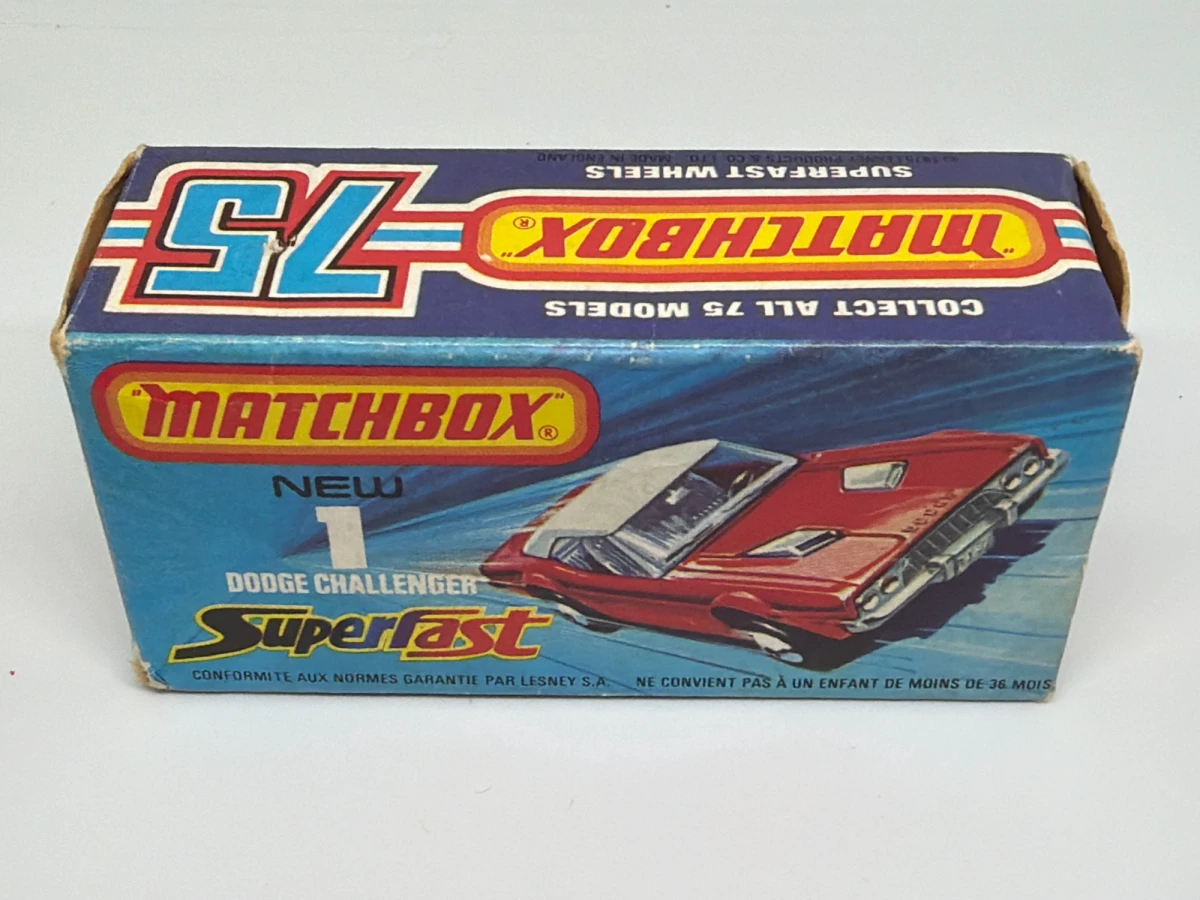 1976 Dodge Challenger Red: Box: Image 2
