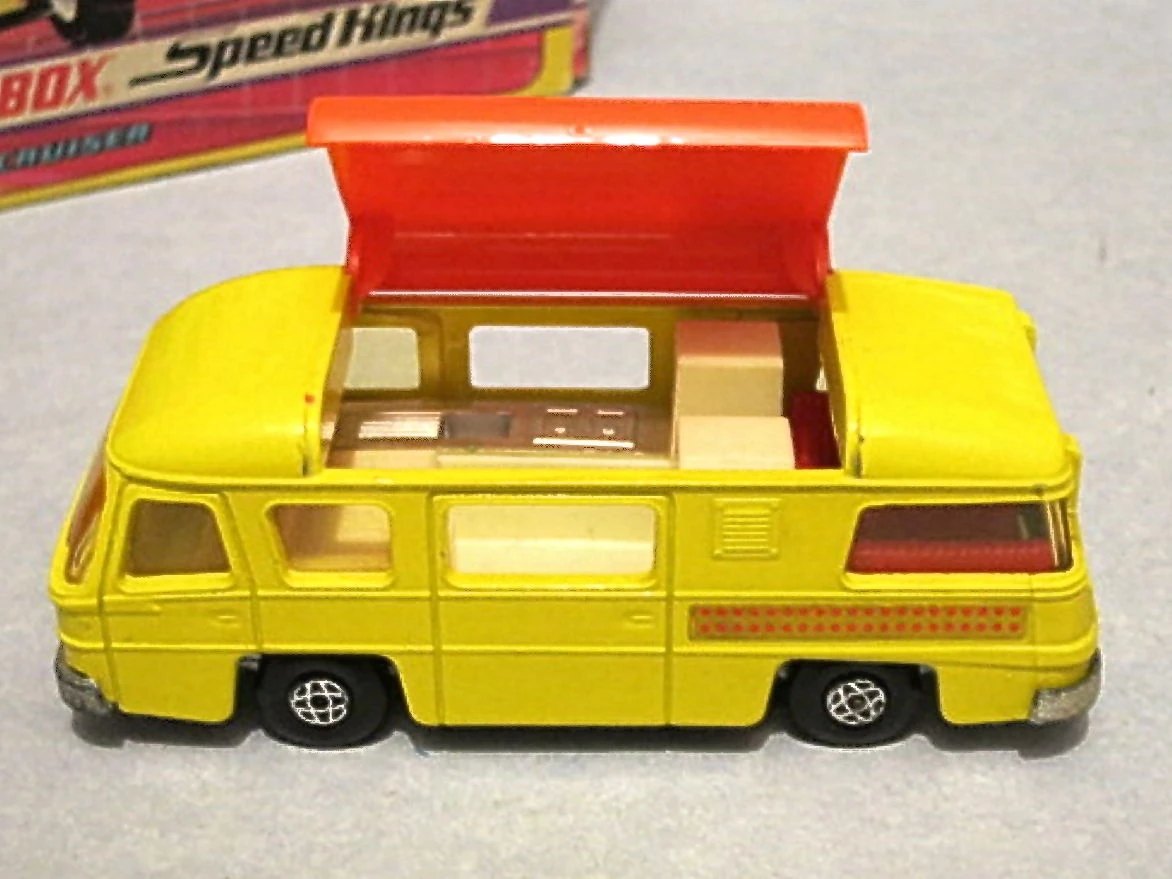 Hot Wheels Camping Cruiser