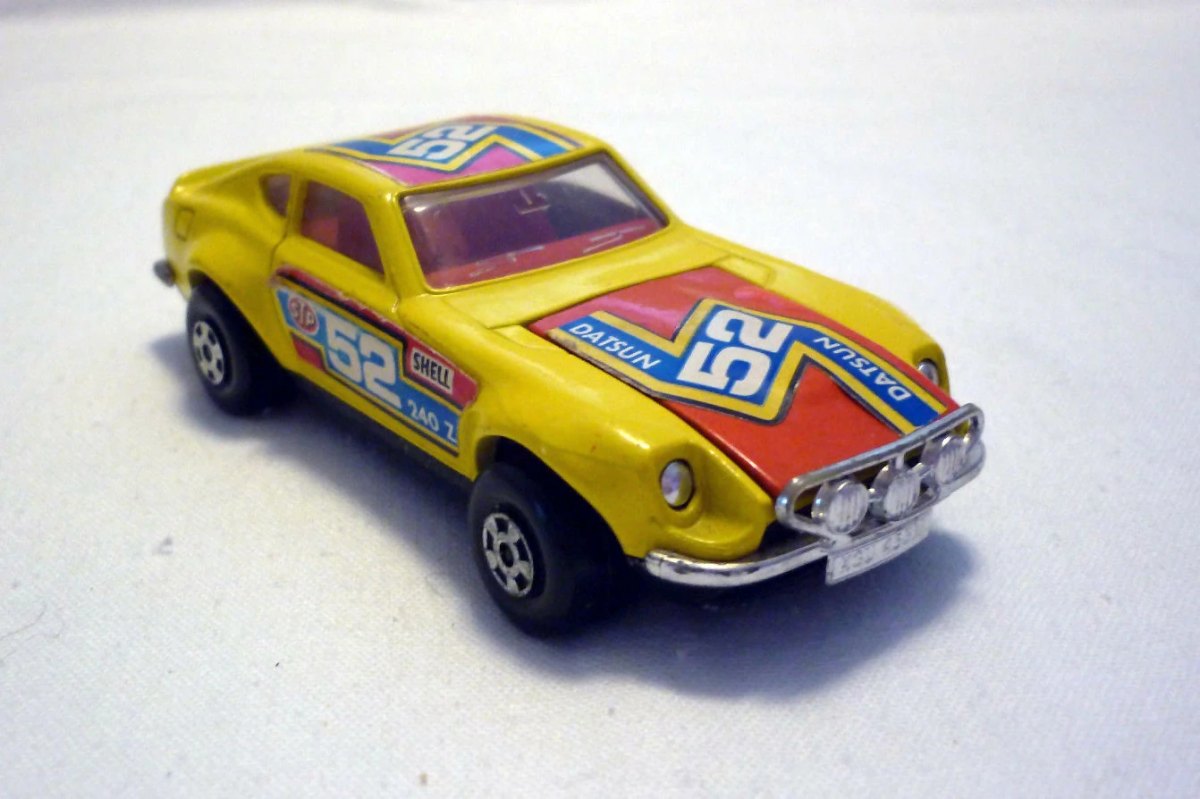Hot Wheels Datsun 240 Z Rally Car