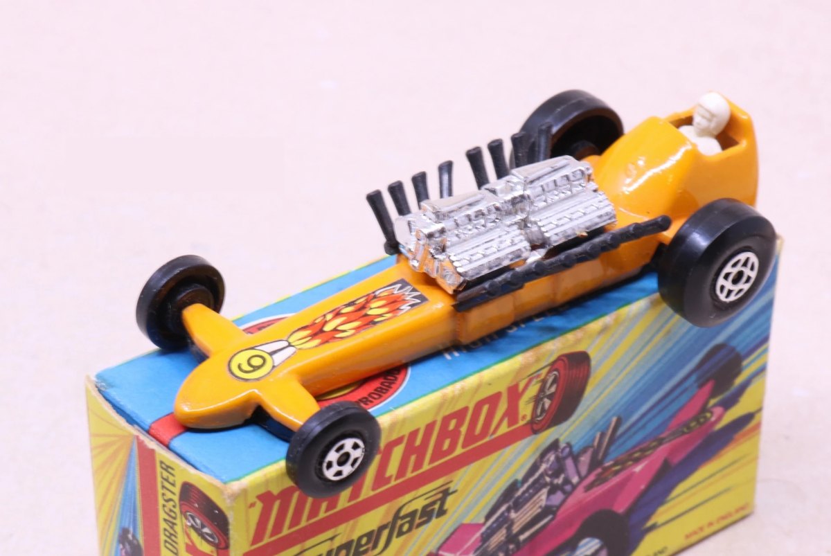 Hot Wheels Slingshot Dragster