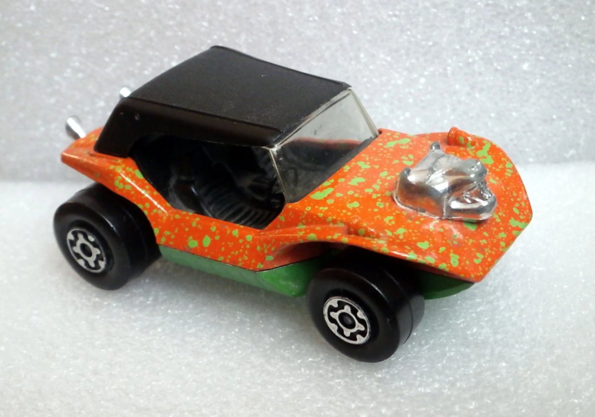 Hot Wheels Sandcat