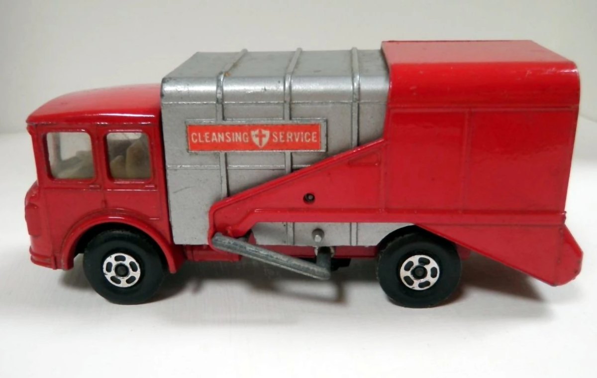 Hot Wheels Refuse Truck