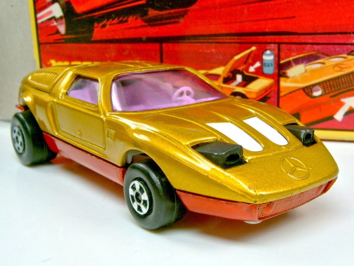 Hot Wheels Mercedes C.111