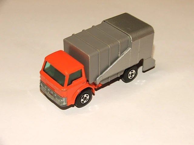 Hot Wheels Refuse Truck