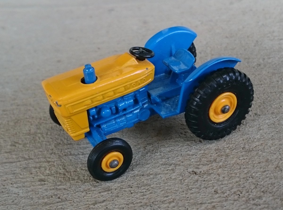 Hot Wheels Ford Tractor