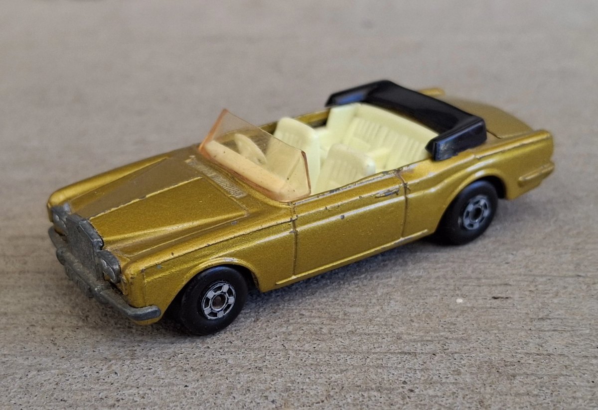 Hot Wheels Rolls-Royce Silver Shadow Coupe