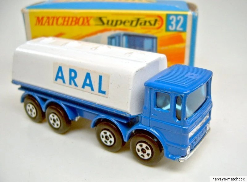 Hot Wheels Leyland Petrol Tanker