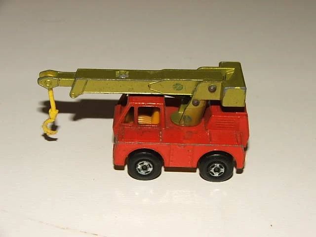 Hot Wheels Iron Fairy Crane