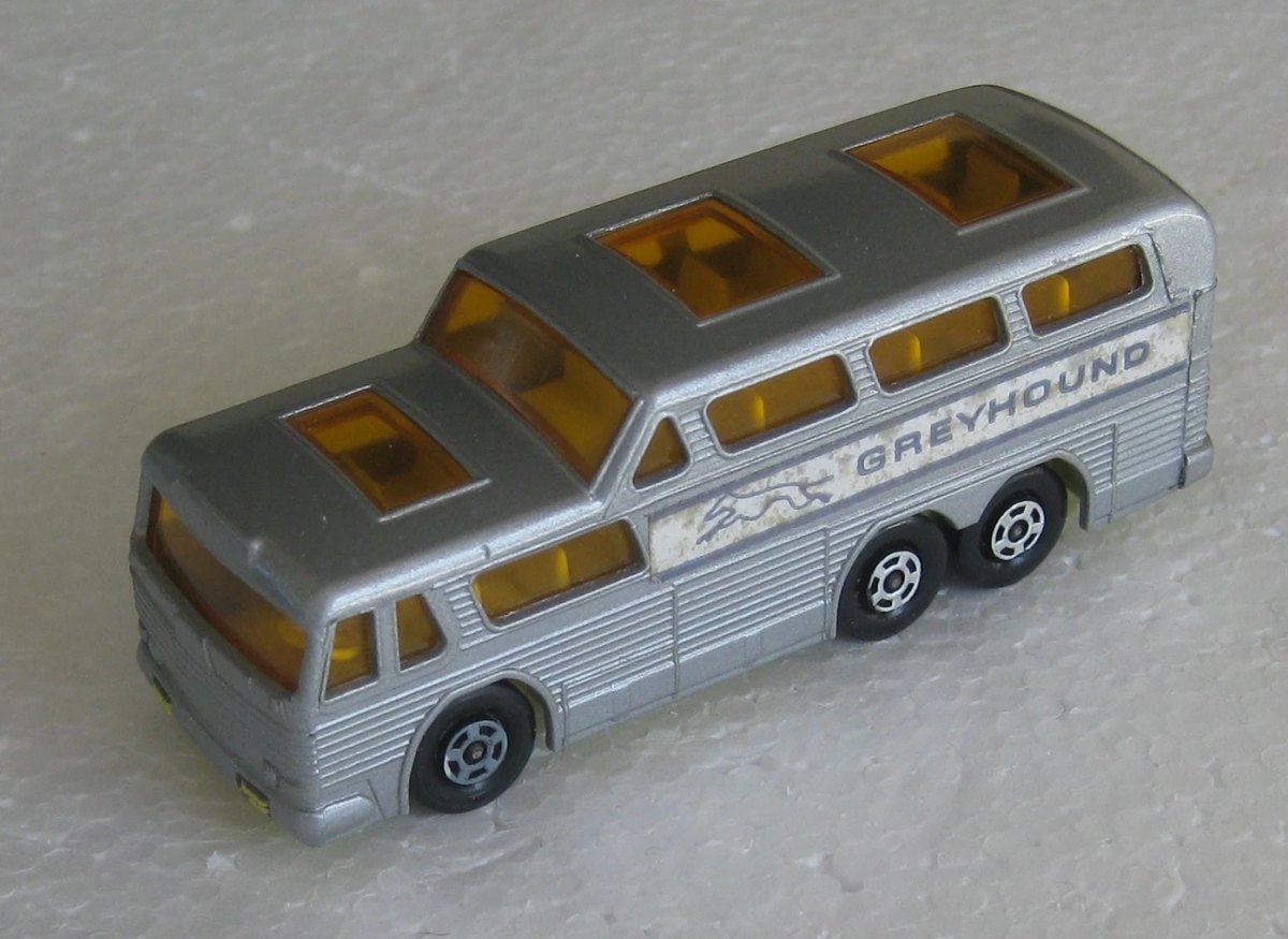 Hot Wheels Greyhound Coach