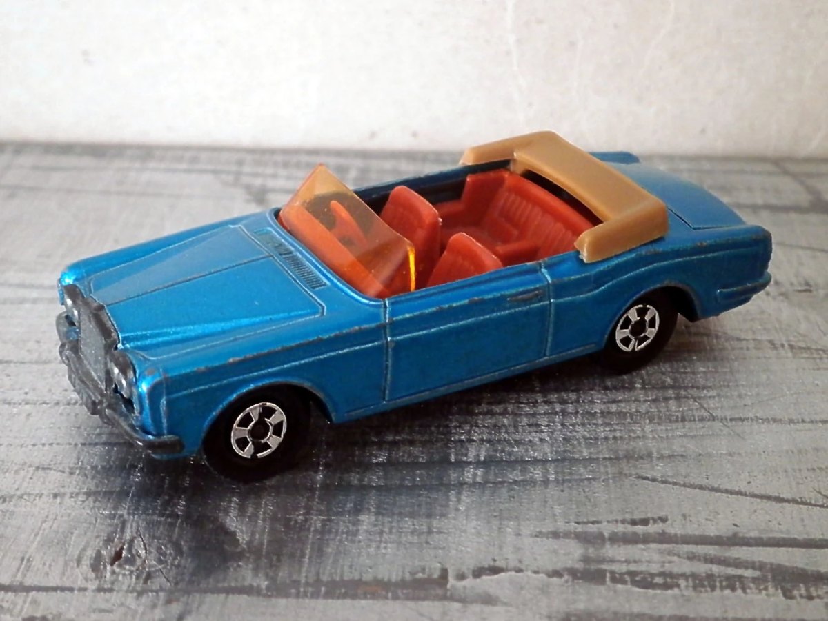 Hot Wheels Rolls-Royce Silver Shadow Coupe