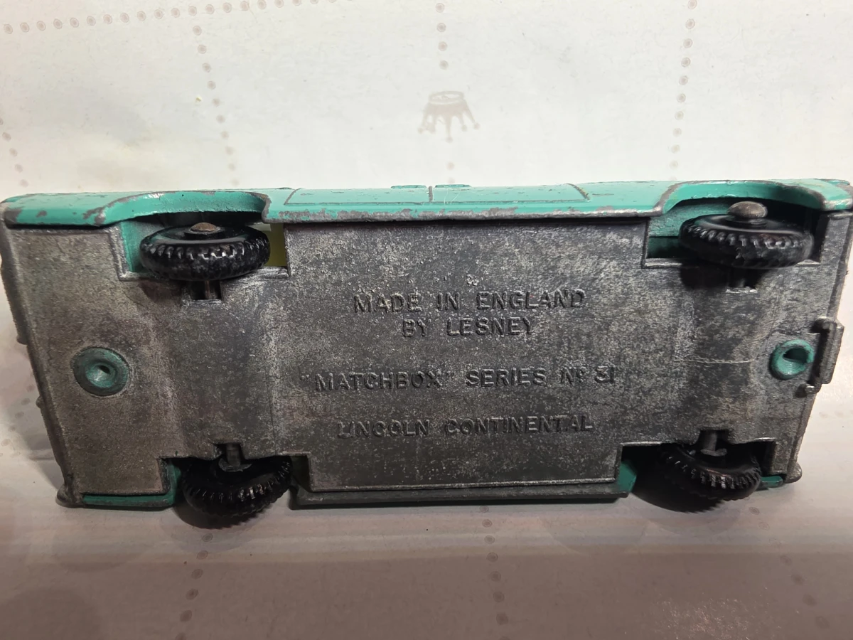 1969 Lincoln Continental Green: No Package: Image 2