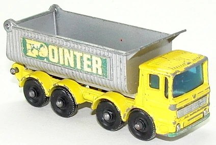 Hot Wheels 8-Wheel Tipper