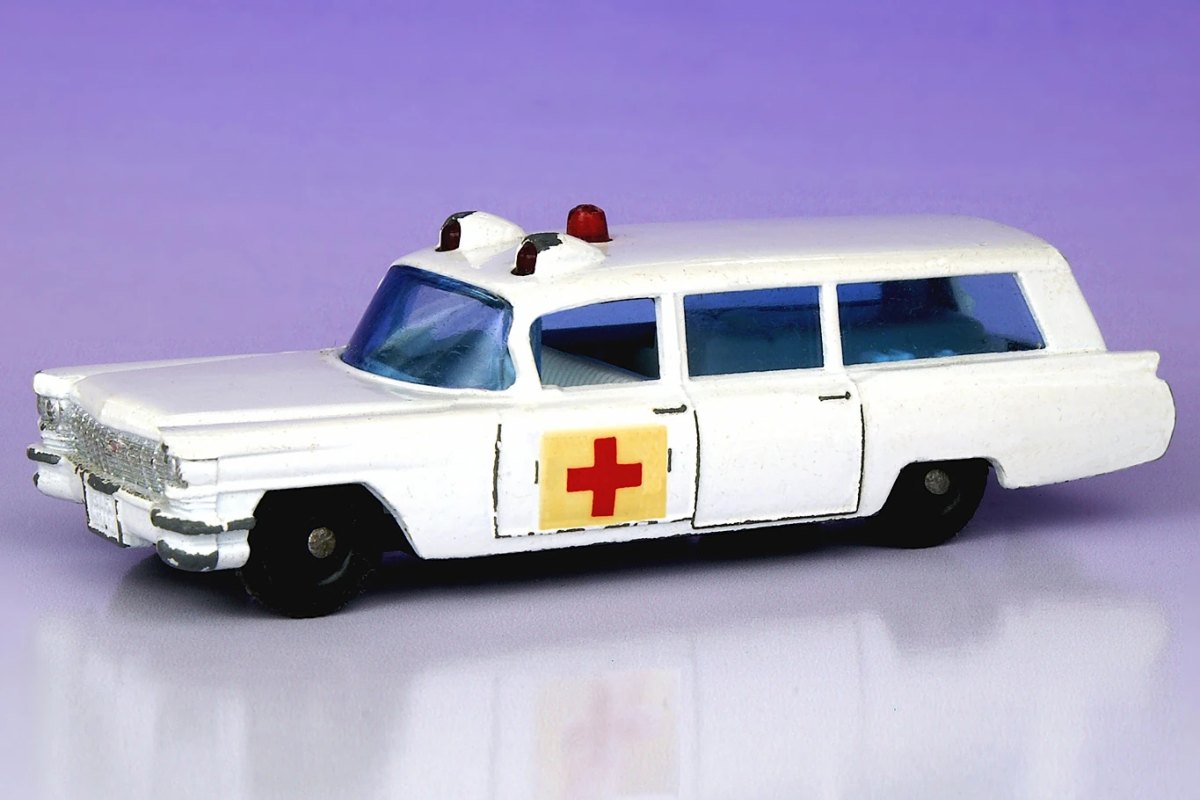 Hot Wheels S & S Cadillac Ambulance