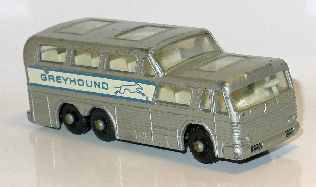 Hot Wheels Greyhound Coach