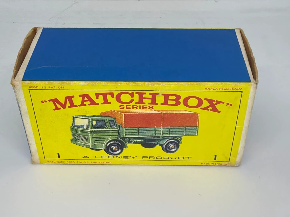 1968 Mercedes Truck Green: Box: Image 2