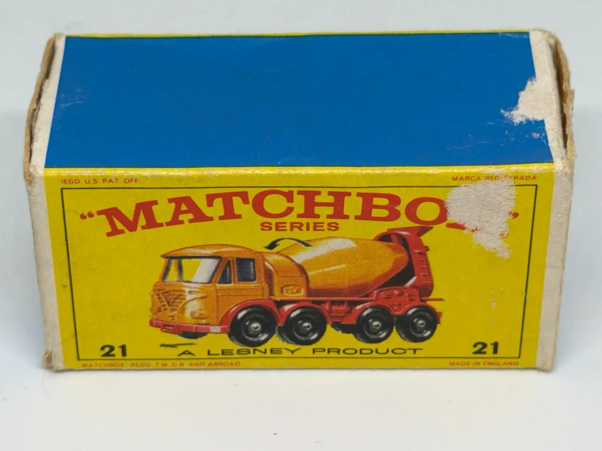 1968 Foden Concrete Truck Red: Box: Image 3
