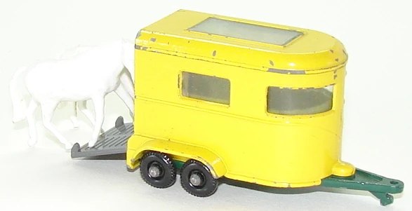 Hot Wheels Pony Trailer