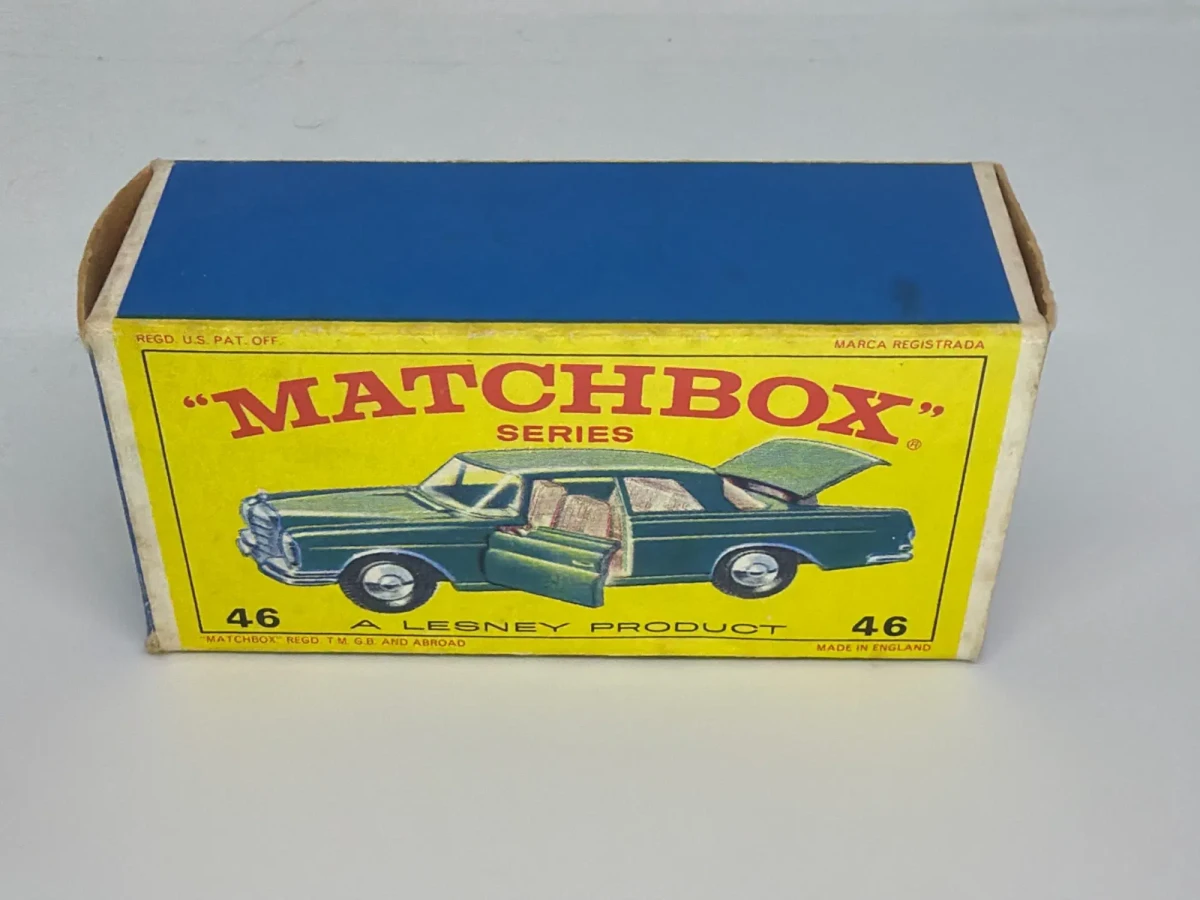 1968 Mercedes 300 SE Green: Box: Image 2