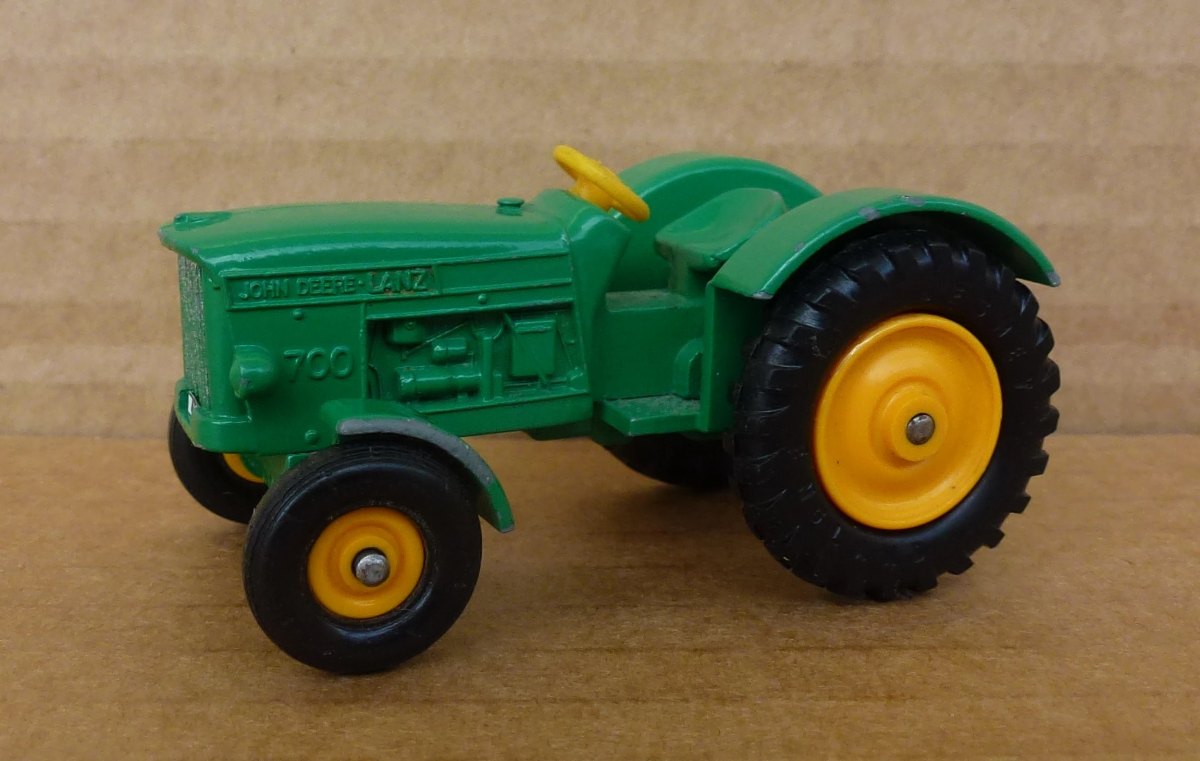 Hot Wheels John Deere Tractor