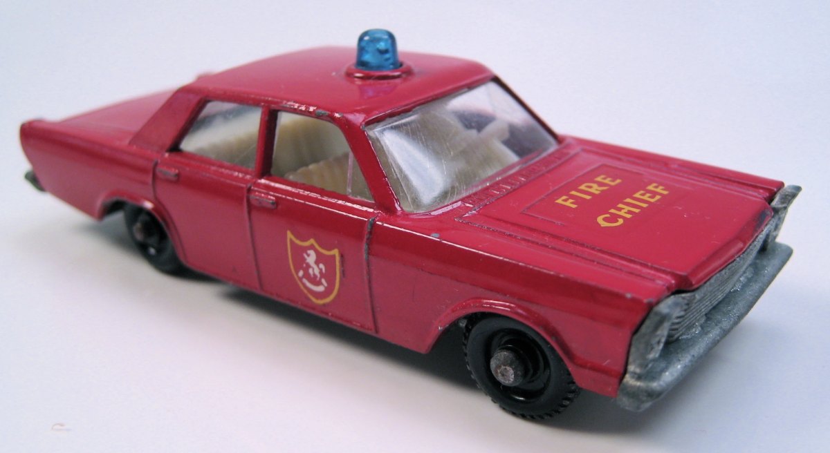 Hot Wheels Ford Galaxie (Fire Chief Car)