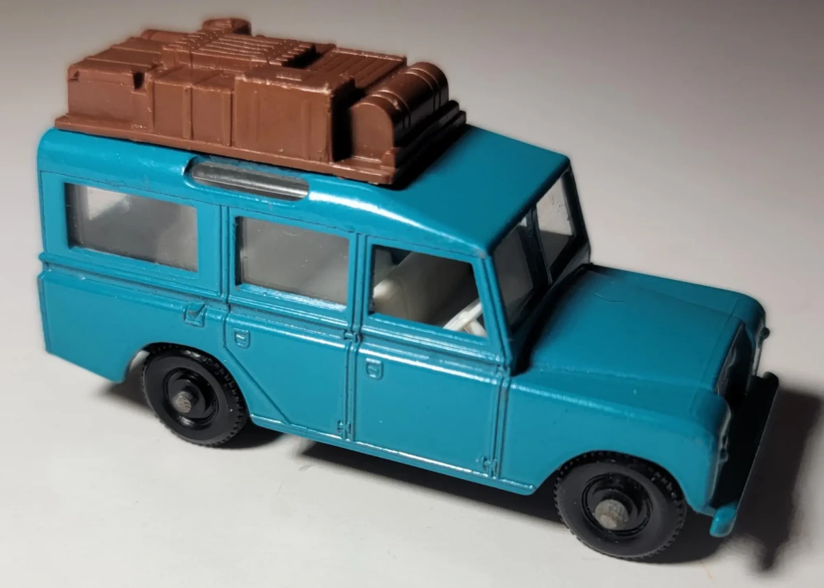 1967 Land Rover Safari Blue: No Package: Image 2