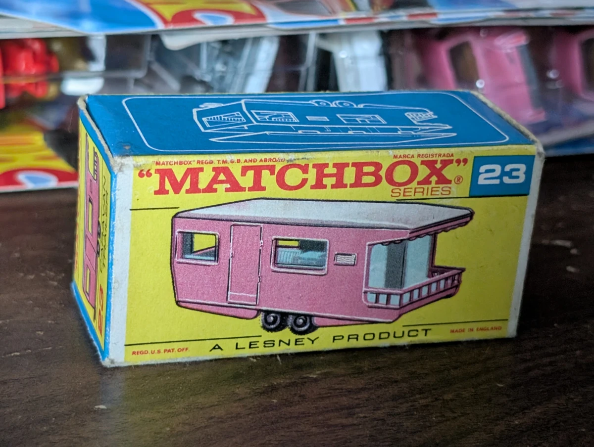 1967 Trailer Caravan Pink: Box: Image 2