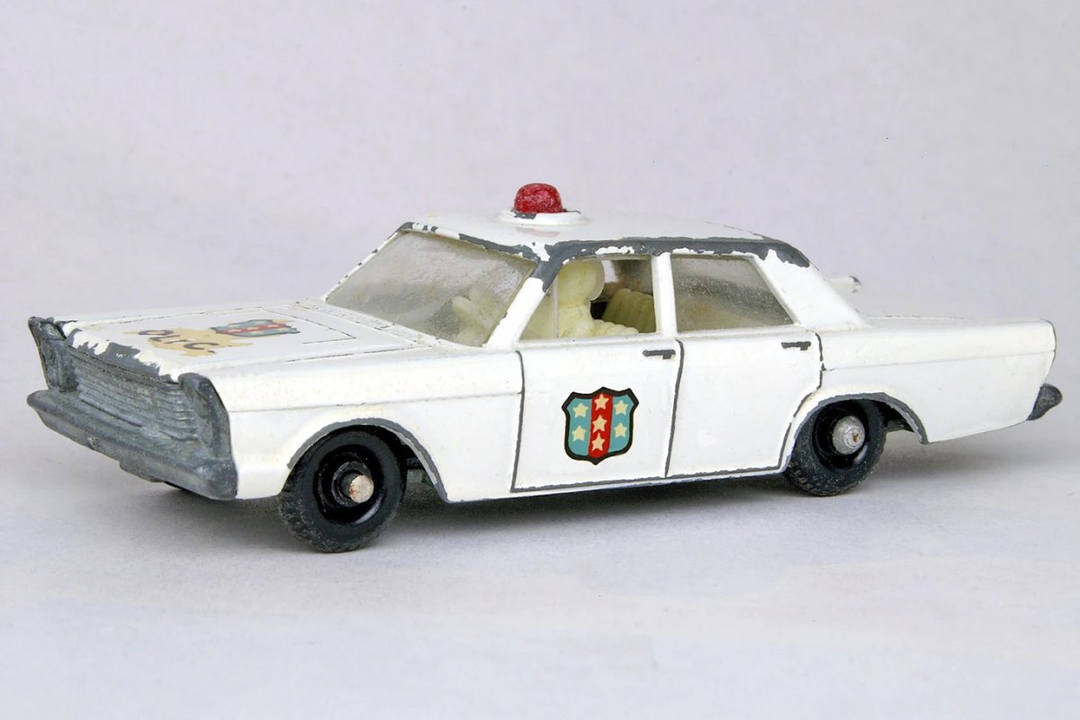 Hot Wheels Ford Galaxie (Police Car)