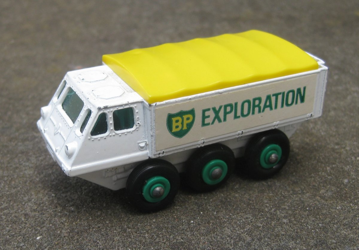 Hot Wheels Alvis Stalwart