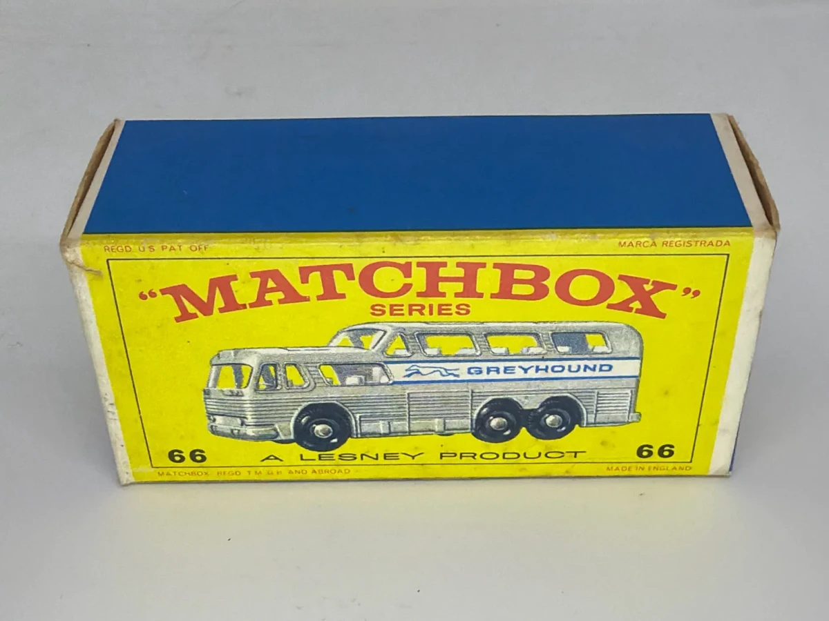 1967 Greyhound Coach Grey: Box: Image 2