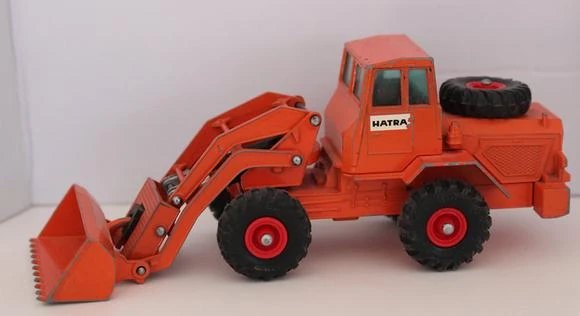 Hot Wheels Hatra Tractor Shovel
