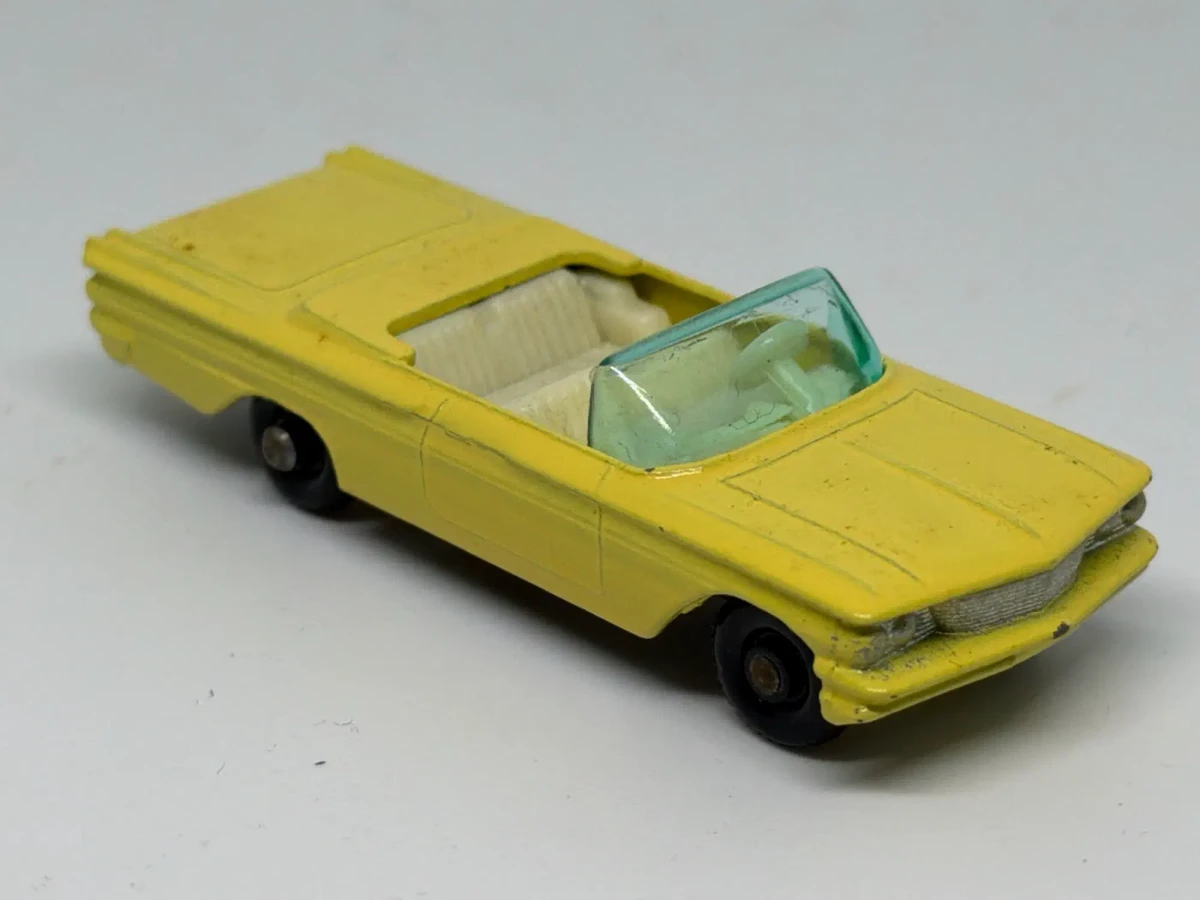 1964 Pontiac Convertible Yellow: No Package: Image 2