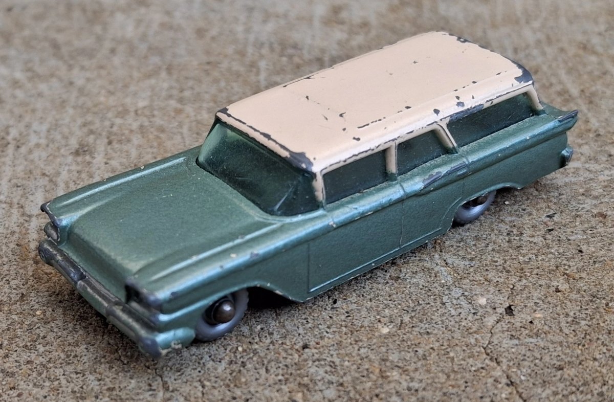 Hot Wheels Ford Station Wagon