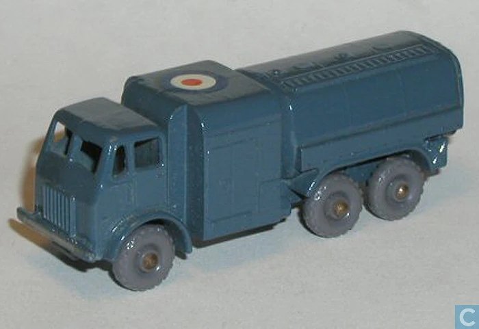 Hot Wheels 10 Ton Pressure Refueller