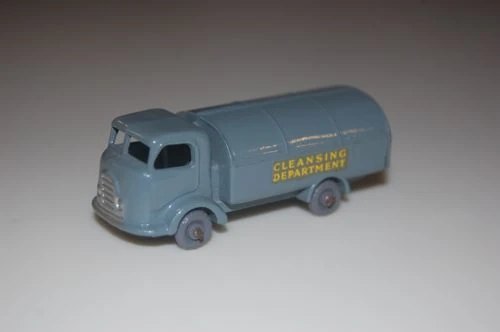 Hot Wheels Karrier Refuse Collector