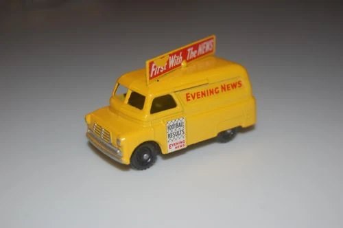 Hot Wheels Bedford Evening News Van